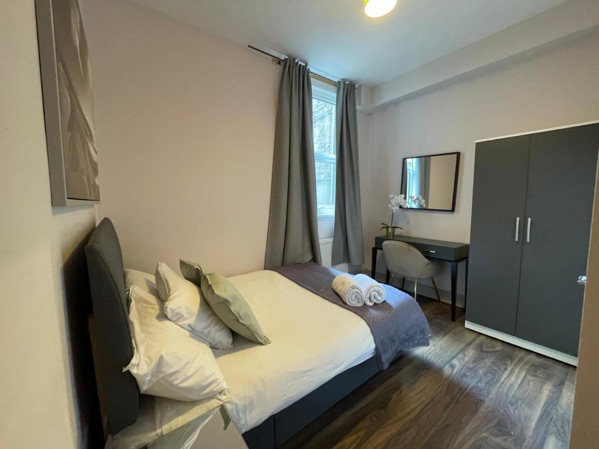 לונדון 43 Kimberly Road Apartment מראה חיצוני תמונה